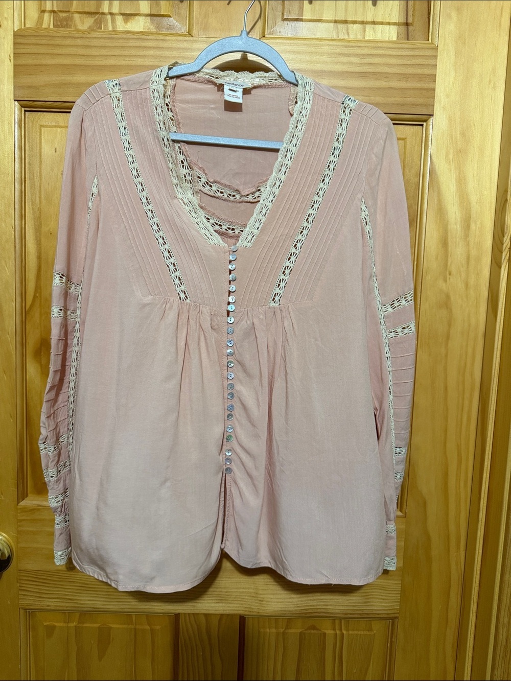 Sundance Blush Pink Crochet Lace-Trim Pearl Buttons & Pintuck Design, Medium.